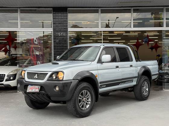 MITSUBISHI L200 2.5 GL 4X4 CD 8V TURBO DIESEL 4P MANUAL MITSUBISHI L200 2.5 GL 4X4 CD 8V TURBO DIESEL 4P MANUAL